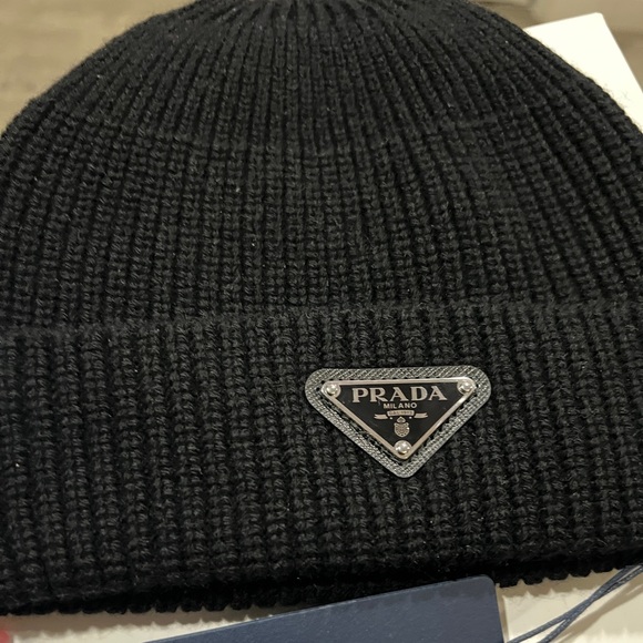NWT Prada ribbed beanie hat size medium - Picture 2 of 3